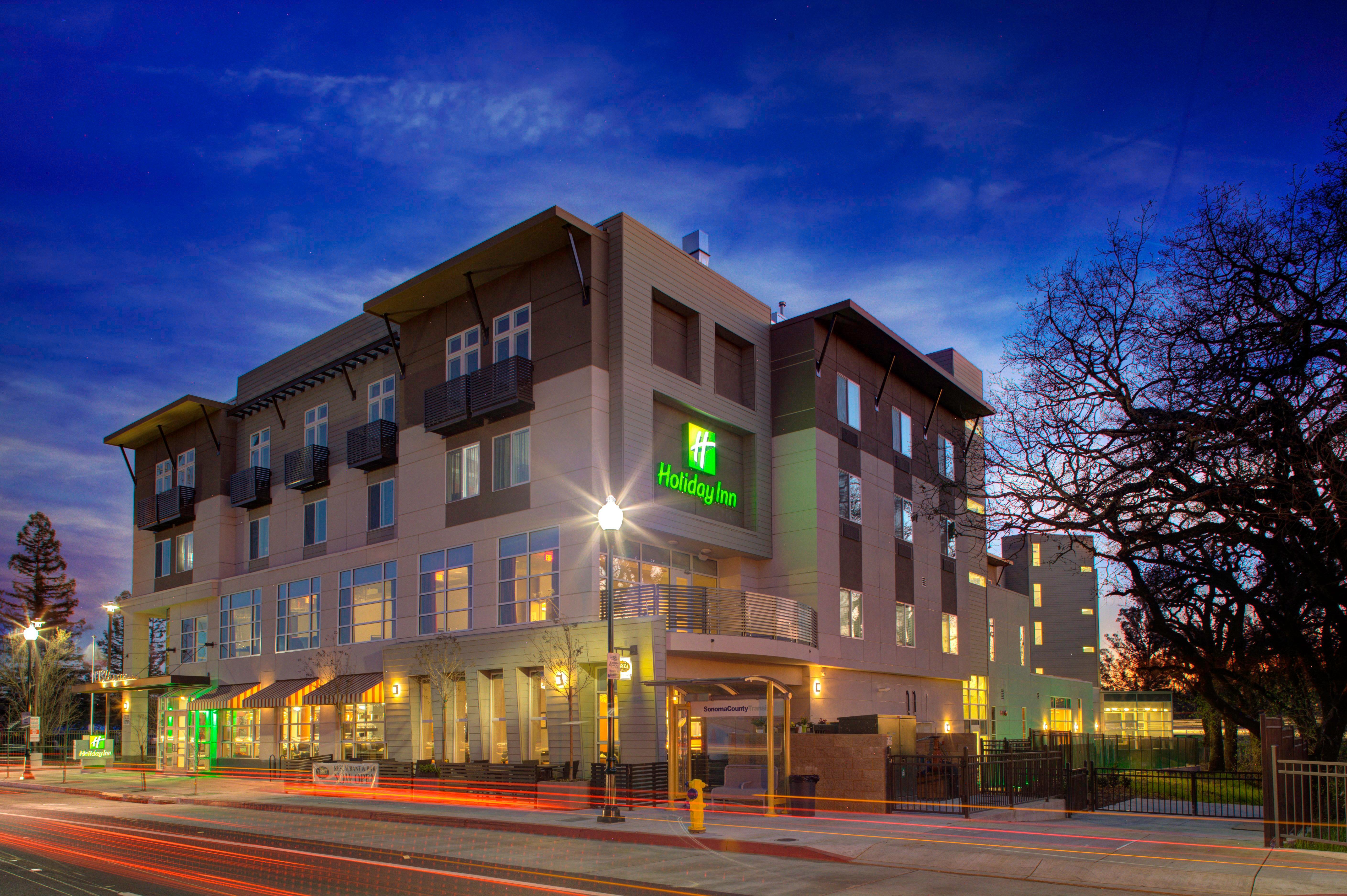 Holiday Inn Windsor - Wine Country By Ihg Extérieur photo